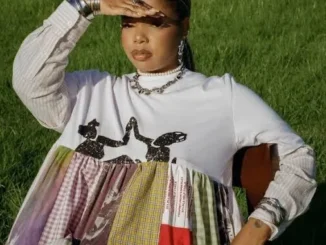 Shekhinah – Spooky