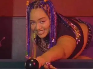 MOLIY – BACKIE (DETTY DECEMBER)